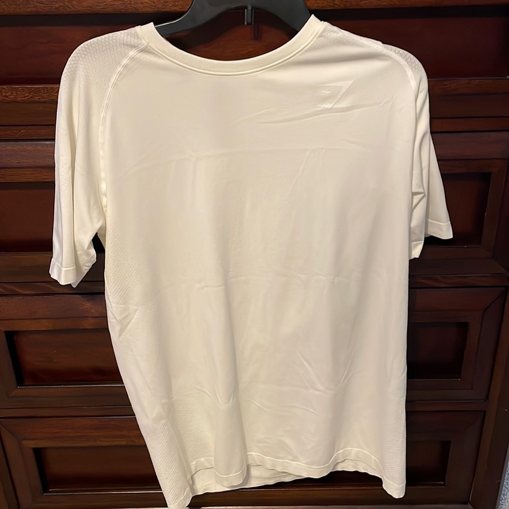 Gymshark Men’s White Fitted Shirt Size- XL